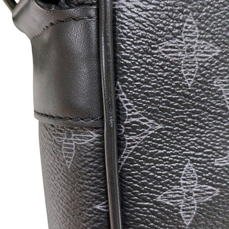 ルイ・ヴィトン LOUIS VUITTON ダヌーブPM ヴィヴィエンヌ M43677 モノグラム・エクリプス メンズ ショルダーバッグ