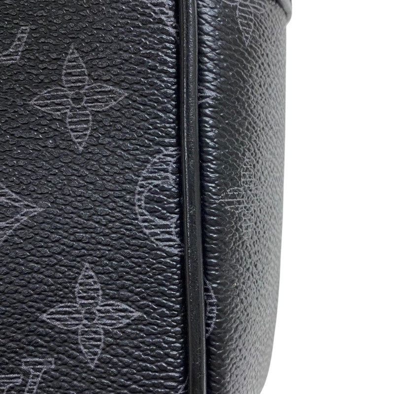 ルイ・ヴィトン LOUIS VUITTON ダヌーブPM ヴィヴィエンヌ M43677 モノグラム・エクリプス メンズ ショルダーバッグ