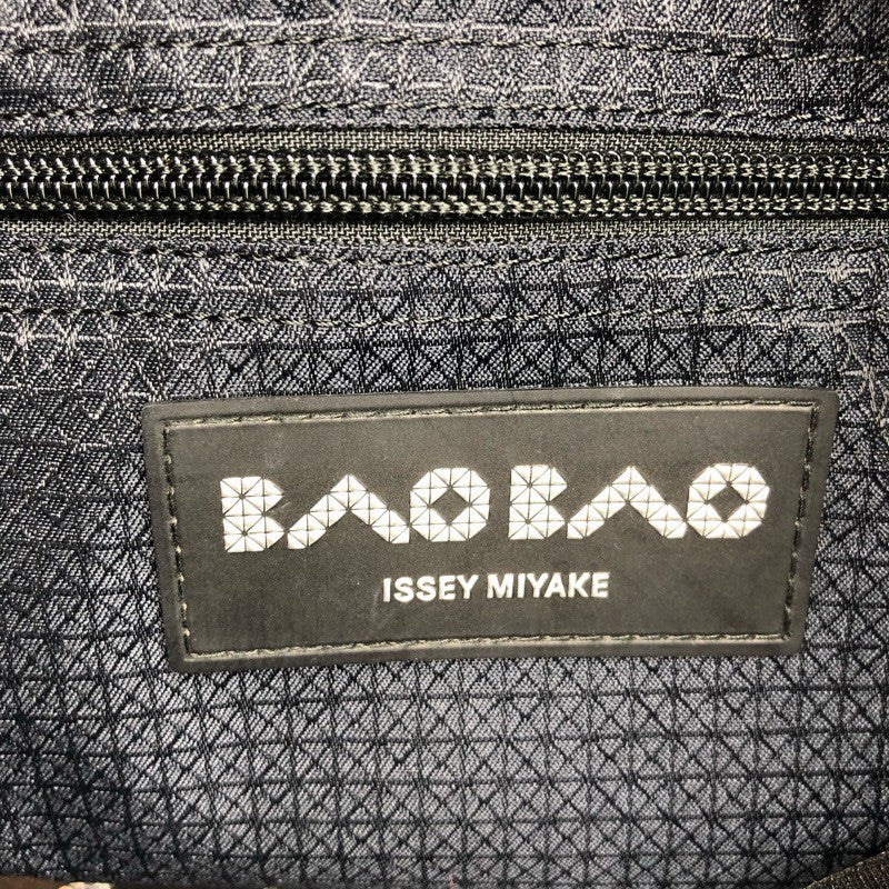 イッセイ ミヤケ ISSEY MIYAKE ルーセント　トートバッグ グレー・ブラック PVC レディース トートバッグ