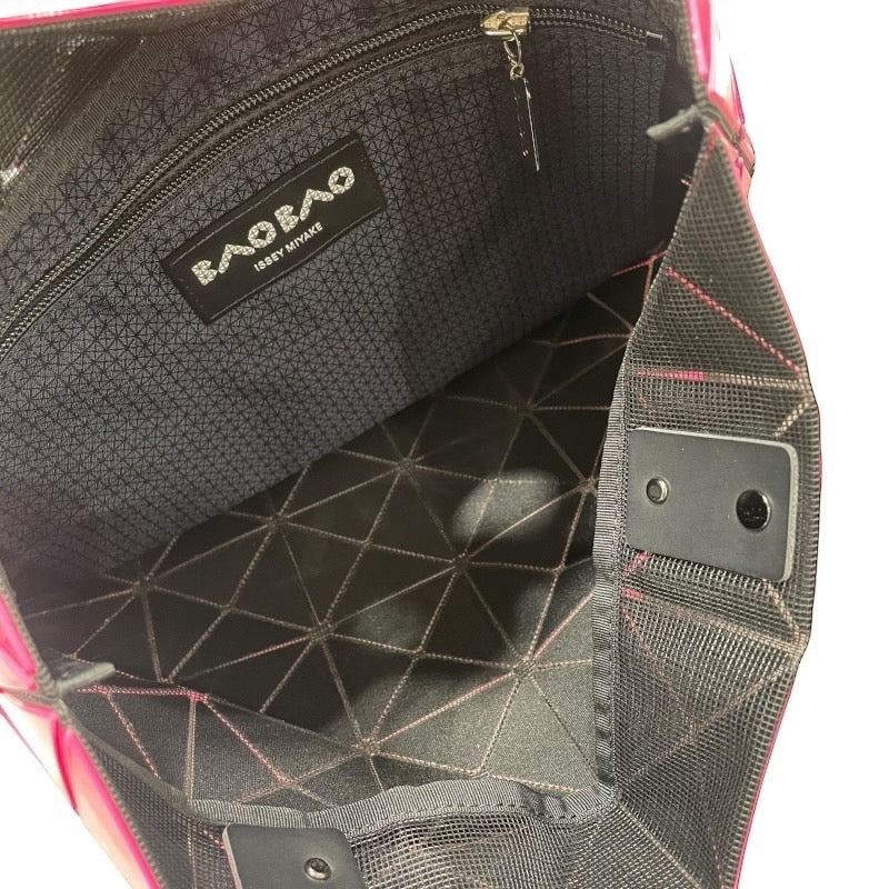 イッセイ ミヤケ ISSEY MIYAKE ルーセントートバッグ ピンク PVC レディース トートバッグ