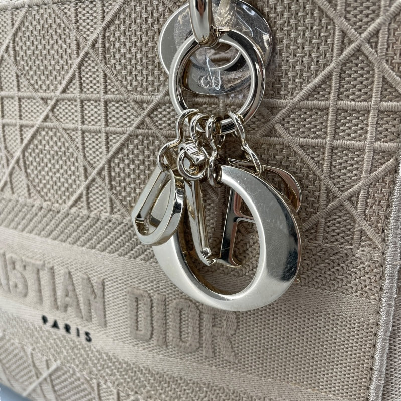 クリスチャン・ディオール Christian Dior レディディライト ミディアム ベージュ　GD金具 キャンバス レディース ショルダーバッグ