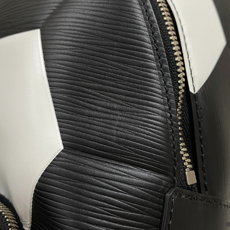 ルイ・ヴィトン LOUIS VUITTON アポロ バックパック 2018年W杯限定 M52186 ブラック×ホワイト エピ メンズ リュック デイパック