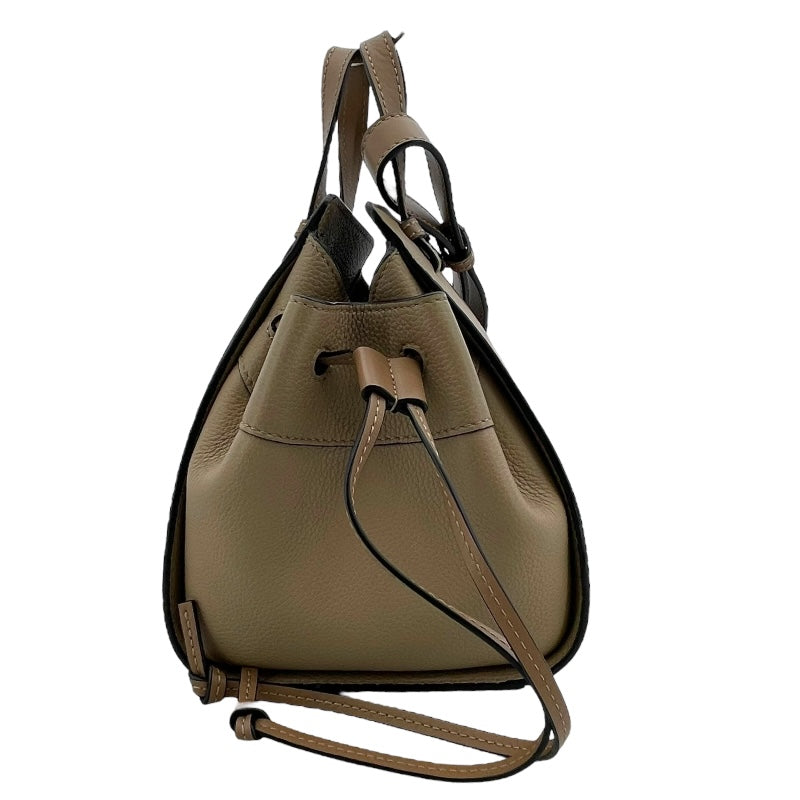 ロエベ LOEWE ハンモック ドローストリングミニ A538V07X15 ベージュ カーフ レディース ショルダーバッグ