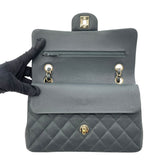 シャネル CHANEL マトラッセ23 A01113 26番台 グレー GD金具 キャビアスキン レディース ショルダーバッグ