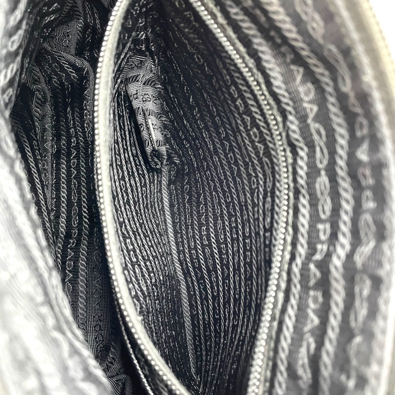 プラダ PRADA ショルダーバッグ ブラック SV金具 ナイロン レディース ショルダーバッグ