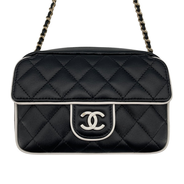 シャネル CHANEL チェーンクラッチ AP4516 ブラックxホワイト GD金具 ラム レディース ショルダーバッグ