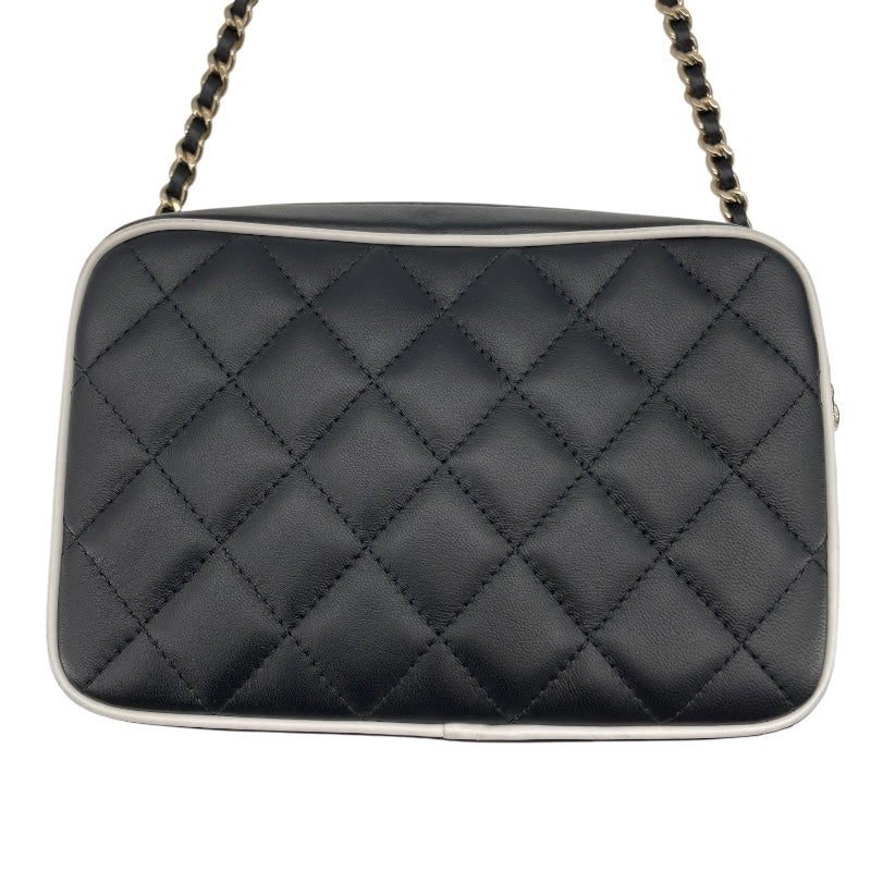 シャネル CHANEL チェーンクラッチ AP4516 ブラックxホワイト GD金具 ラム レディース ショルダーバッグ