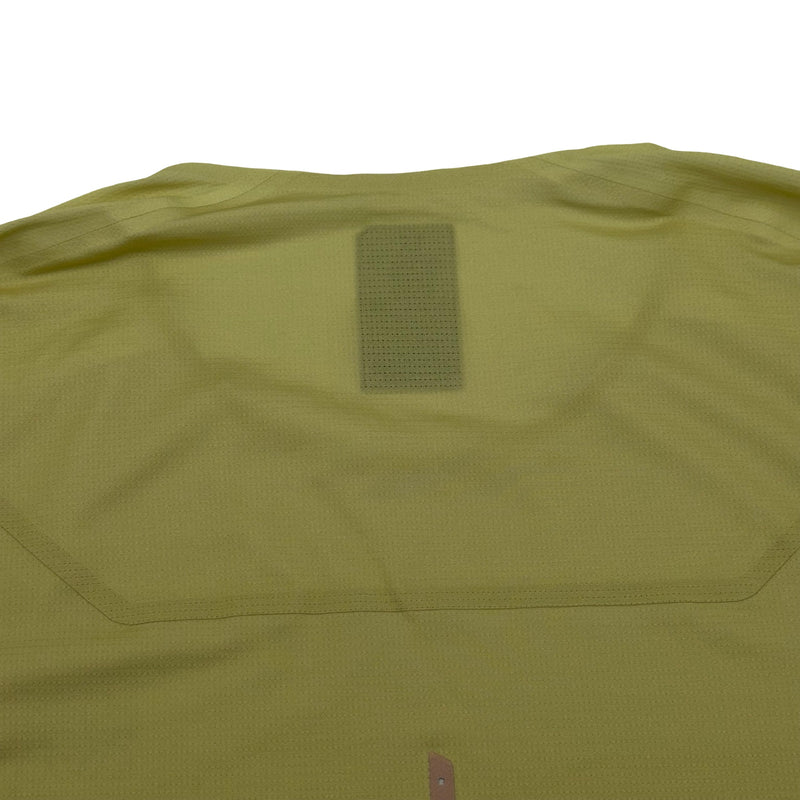 ロエベ LOEWE ×On ロゴプリント半袖Tシャツ S929Y22X02 イエロー ポリエステル レディース 半袖Ｔシャツ ロエベ LOEWE ×On ロゴプリント半袖Tシャツ S929Y22X02 イエロー