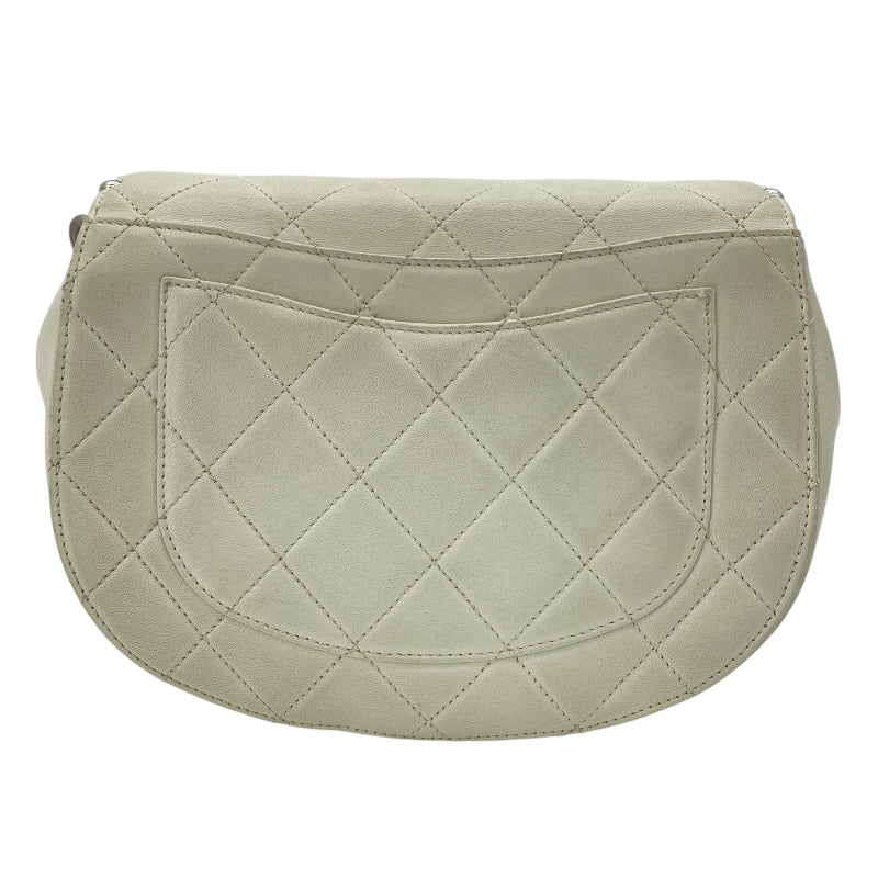 シャネル CHANEL チェーンショルダー ホワイト GDxSV金具 カーフ レディース ショルダーバッグ