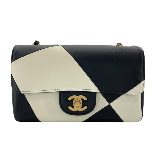 シャネル CHANEL チェーンショルダー ブラックxホワイト GD金具 カーフ レディース ショルダーバッグ