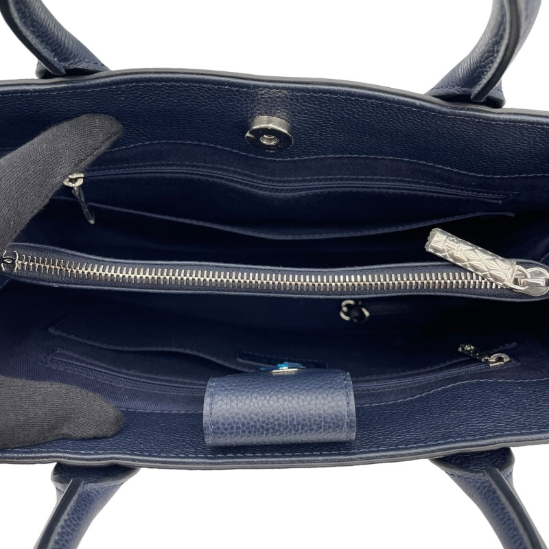 シャネル CHANEL ネオエクゼクティブトート A69930 23番台 ネイビー SV金具 キャビアスキン レディース トートバッグ