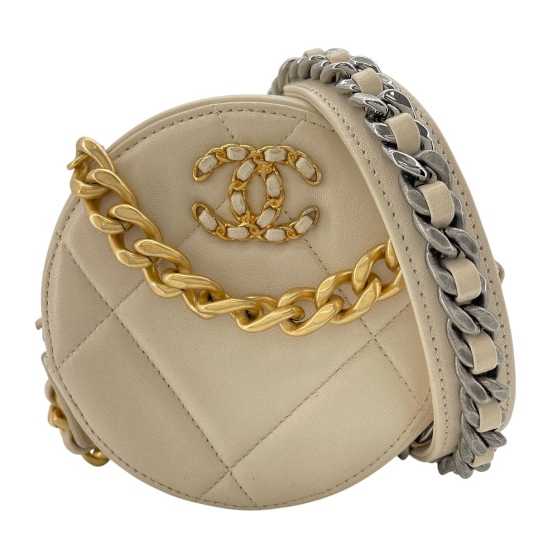 シャネル CHANEL CHANEL19 ラウンドクラッチ AP1945 30番台 ホワイト GDxSV金具 ラム レディース ショルダーバッグ