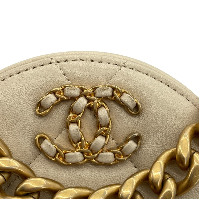 シャネル CHANEL CHANEL19 ラウンドクラッチ AP1945 30番台 ホワイト GDxSV金具 ラム レディース ショルダーバッグ