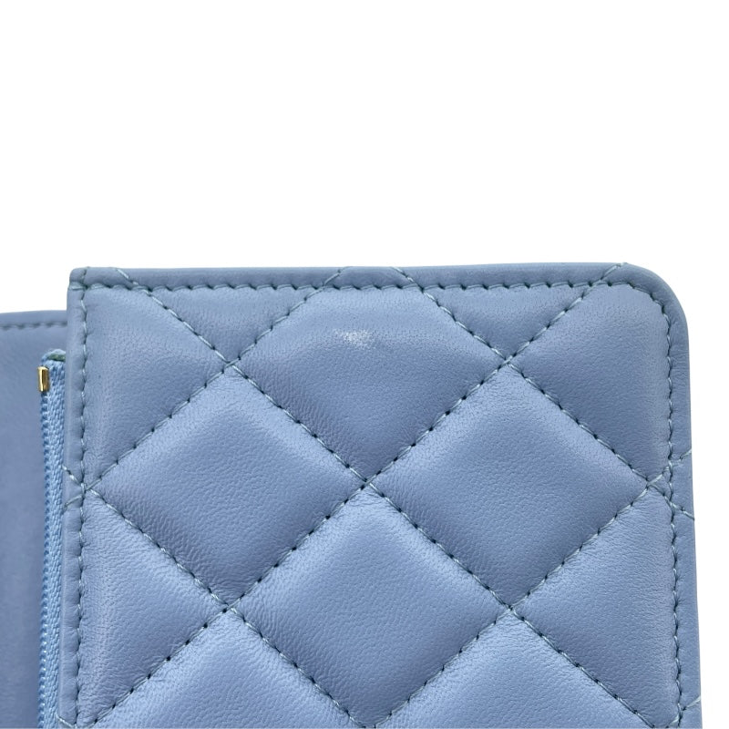 シャネル CHANEL マトラッセチェーンウォレット AP0250 30番台 ライトブルー GD金具 ラム レディース ウォレットチェーン