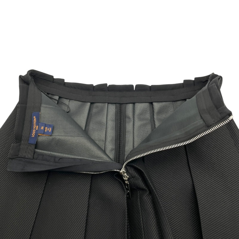 ルイ・ヴィトン LOUIS VUITTON シンメトリープリーツスカート FSSK82 ブラック ウール/シルク レディース スカート