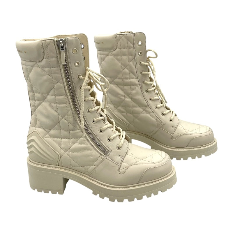 クリスチャン・ディオール Christian Dior D-Leader カナージュキルティングブーツ MD0921 ホワイト レディース ブーツ