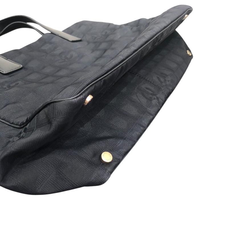 シャネル CHANEL ﾆｭｰﾄﾗﾍﾞﾙﾗｲﾝﾄｰﾄMM A15991 ブラック ナイロンジャガード レディース トートバッグ