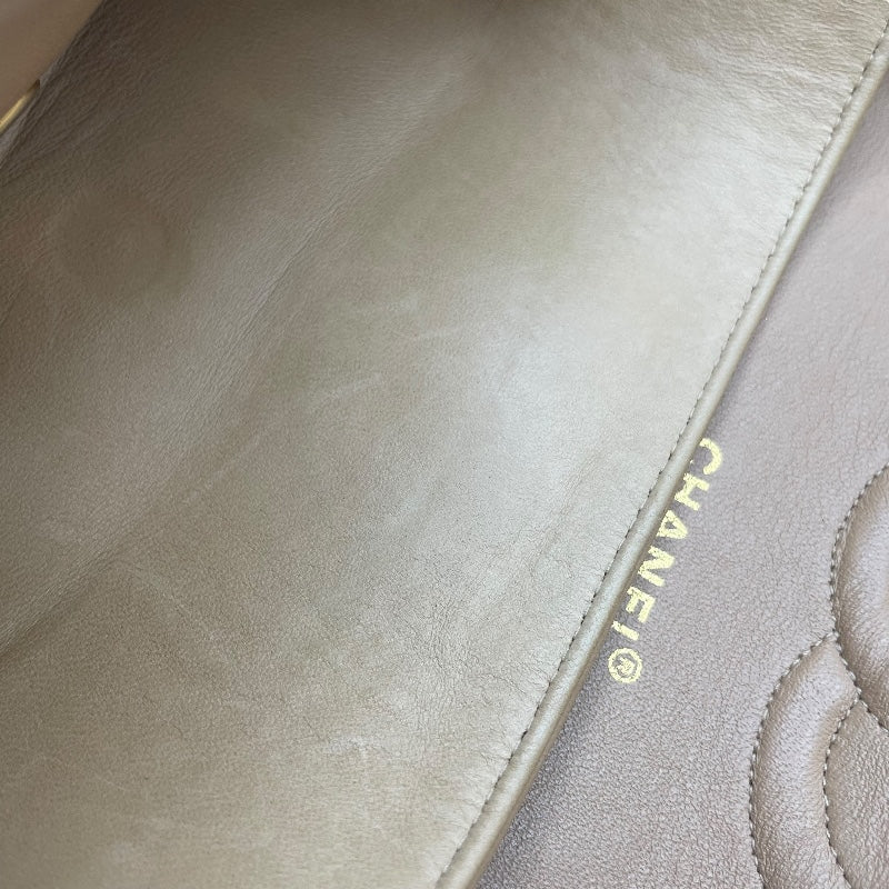 シャネル CHANEL マトラッセ25 A01112 7番台 ベージュ ゴールド金具 ラムスキン レディース ショルダーバッグ