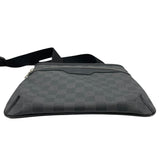 ルイ・ヴィトン LOUIS VUITTON トマス N58028 ブラック ダミエ・グラフィット メンズ ショルダーバッグ