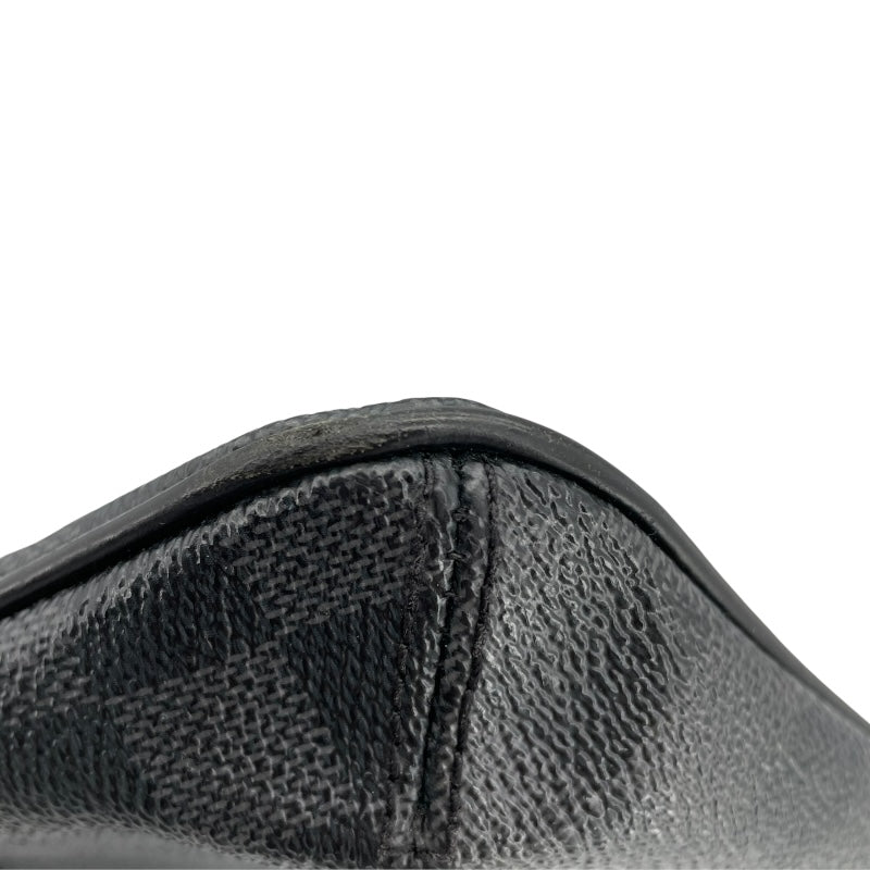 ルイ・ヴィトン LOUIS VUITTON トマス N58028 ブラック ダミエ・グラフィット メンズ ショルダーバッグ