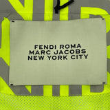 ×MARC JACOBSマウンテンパーカー FAN114 イエロー ポリエステル ユニセックス マウンテンパーカー