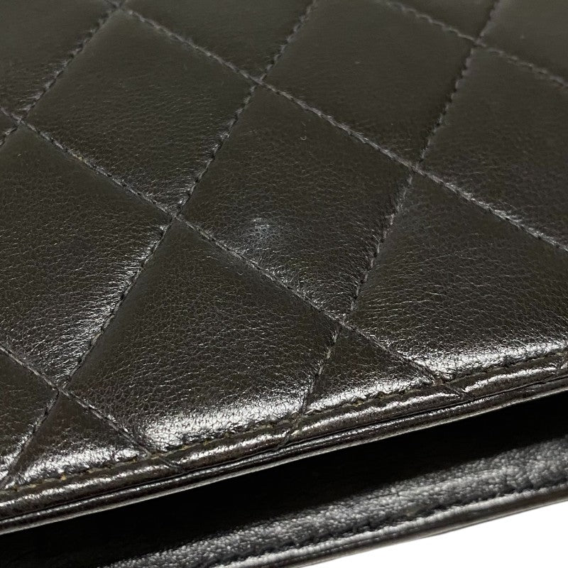 シャネル CHANEL プッシュロック ショルダーバッグ ブラック ゴールド金具 ラムスキン レディース