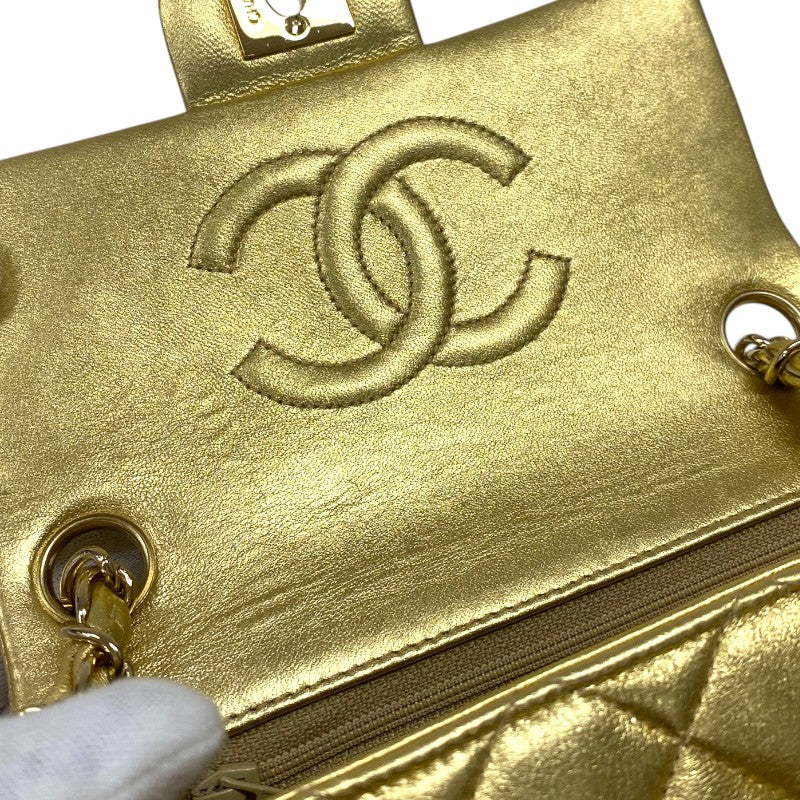 シャネル CHANEL ミニマトラッセ18 A01115 7番台 ゴールド ゴールド金具 ラムスキン レディース ショルダーバッグ