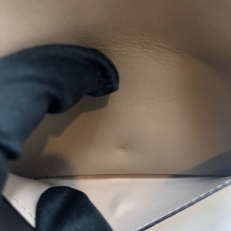 ルイ・ヴィトン LOUIS VUITTON ポルトカルト・レクト・ヴェルソ M81287 マヒナレザー ユニセックス カードケース