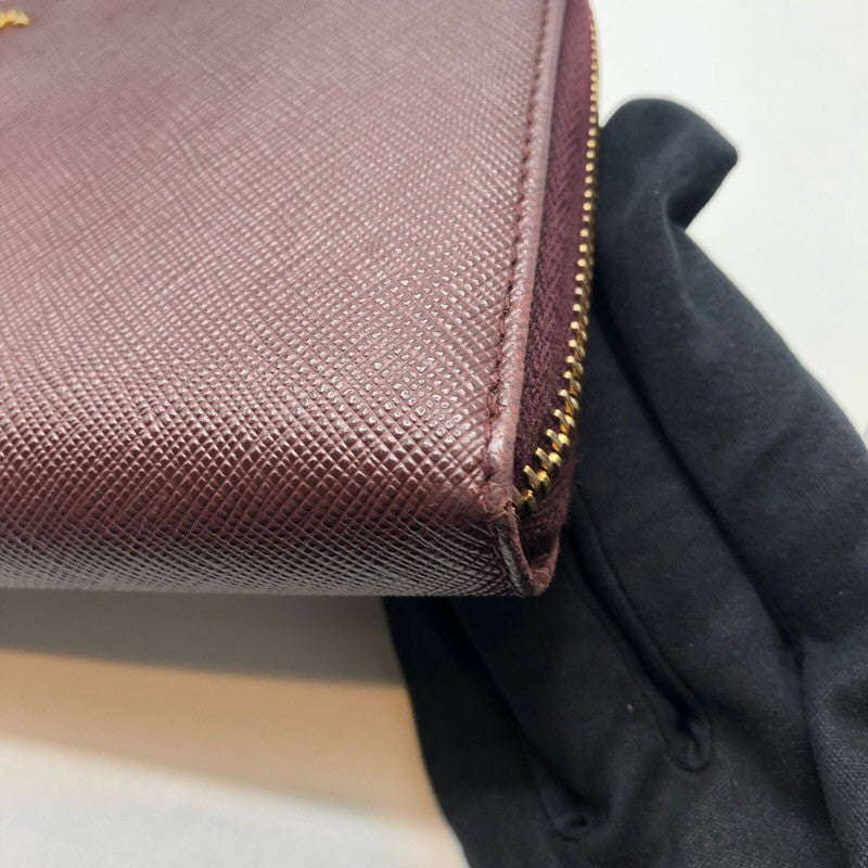 プラダ PRADA ロングジップウォレット ボルドー サフィアーノレザー ユニセックス 長財布