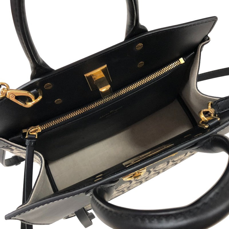 サルヴァトーレ・フェラガモ Salvatore Ferragamo スタジオバッグ スモール 21H610 レディース ハンドバッグ