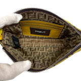 フェンディ FENDI バゲット スリムクラッチ FRGMT 8BS073 イエロー ジャガード レディース ショルダーバッグ