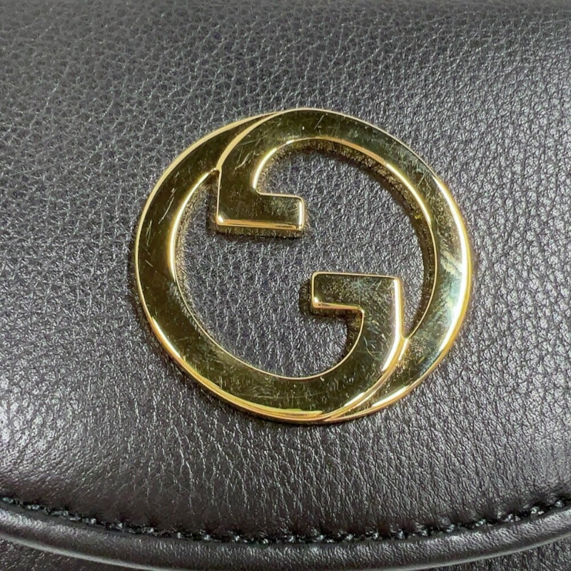 グッチ GUCCI ブロンディ チェーンウォレット 725219 ブラック　ゴールド金具 レザー レディース 二つ折り財布