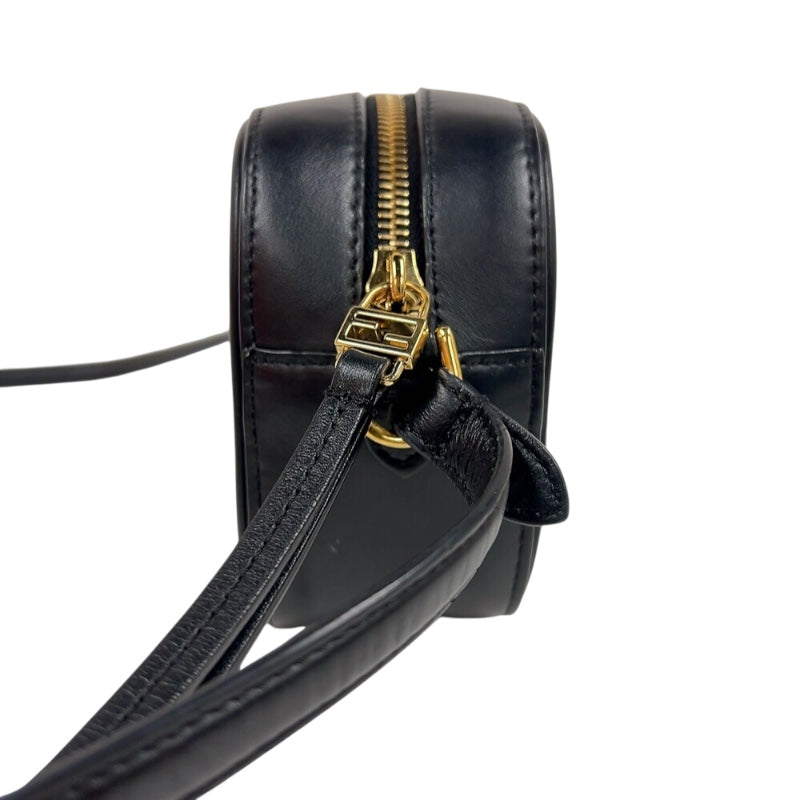 フェンディ FENDI FFエンボスロゴ　カメラケース 8BS077 ブラック　ゴールド金具 レザー ユニセックス ショルダーバッグ
