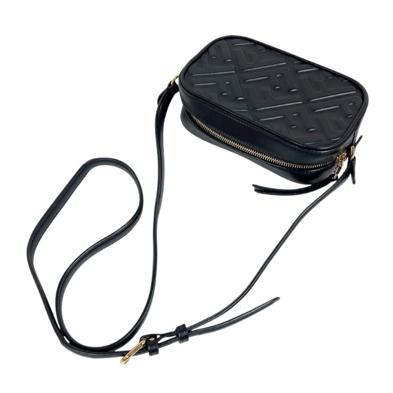 フェンディ FENDI FFエンボスロゴ　カメラケース 8BS077 ブラック　ゴールド金具 レザー ユニセックス ショルダーバッグ