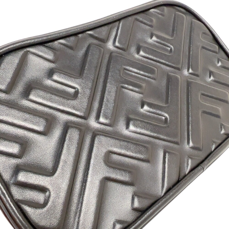 フェンディ FENDI FFエンボスロゴ　カメラケース 8BS077 ブラック　ゴールド金具 レザー ユニセックス ショルダーバッグ