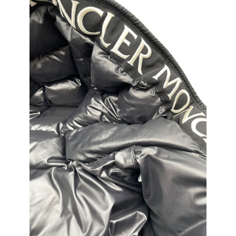 モンクレール MONCLER MONTCLA ダウンジャケット E20914194385 C0300 ブラック ナイロン メンズ ダウンジャケット