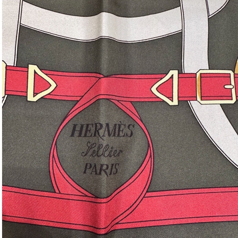 エルメス HERMES カレ90　Eperon d’Or レッド シルク ユニセックス スカーフ