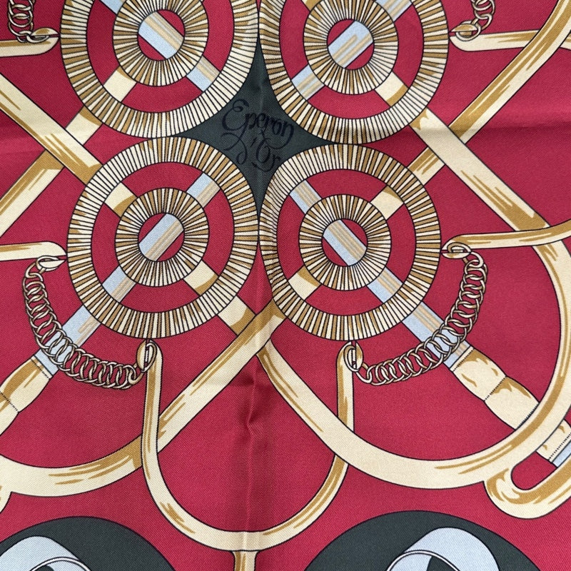 エルメス HERMES カレ90　Eperon d’Or レッド シルク ユニセックス スカーフ