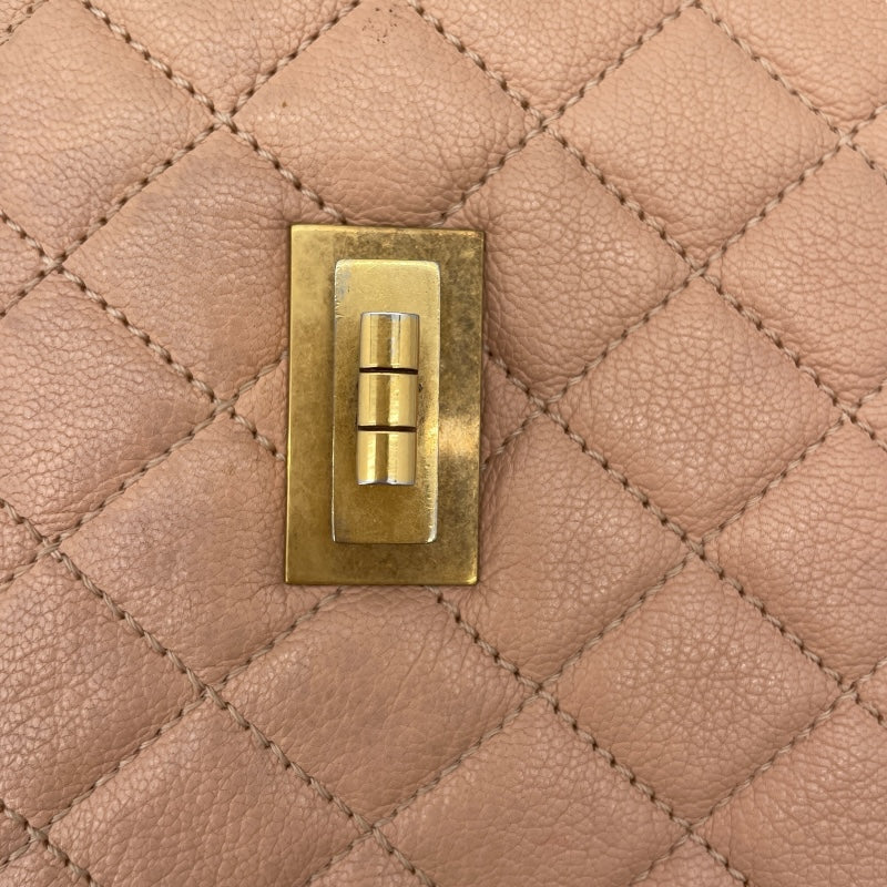 シャネル CHANEL 2.55 ショルダーバッグ 17番台 ピンクベージュ GD金具 ラム レディース