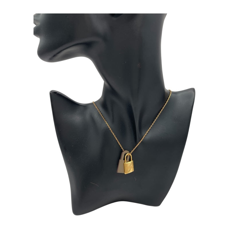 エルメス HERMES オーケリーPM ペンダント エトゥープ GD金具 スイフト/メッキ アクセサリー