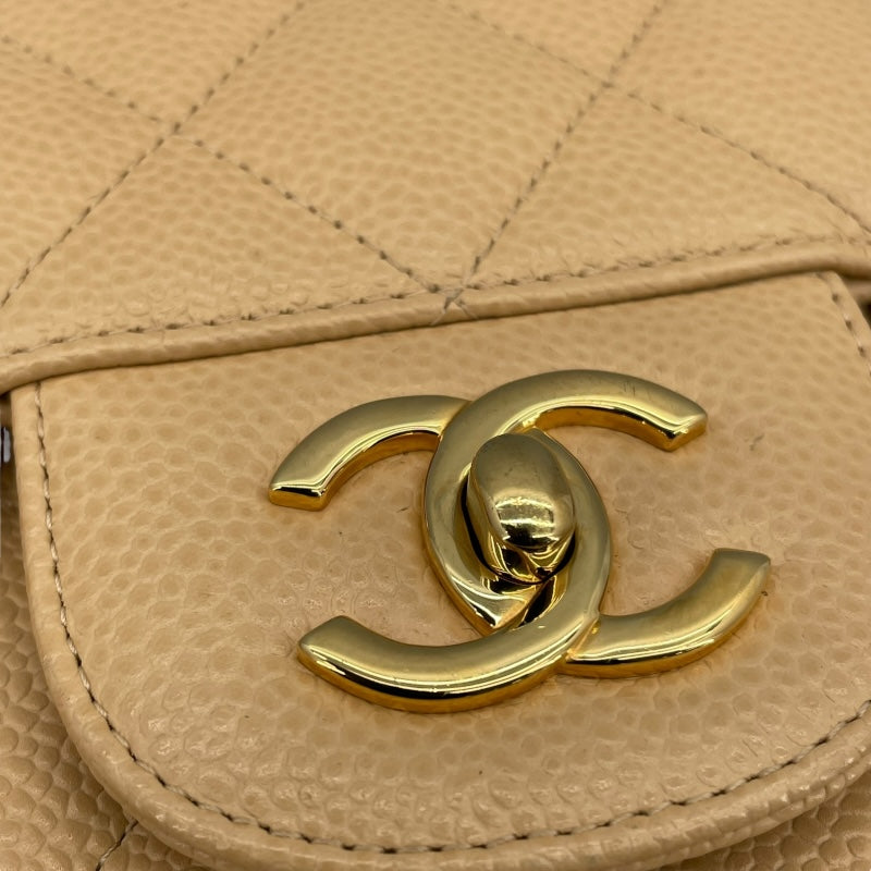 シャネル CHANEL デカマトラッセ30 A58600 27番台 ベージュ GD金具 キャビア レディース ショルダーバッグ