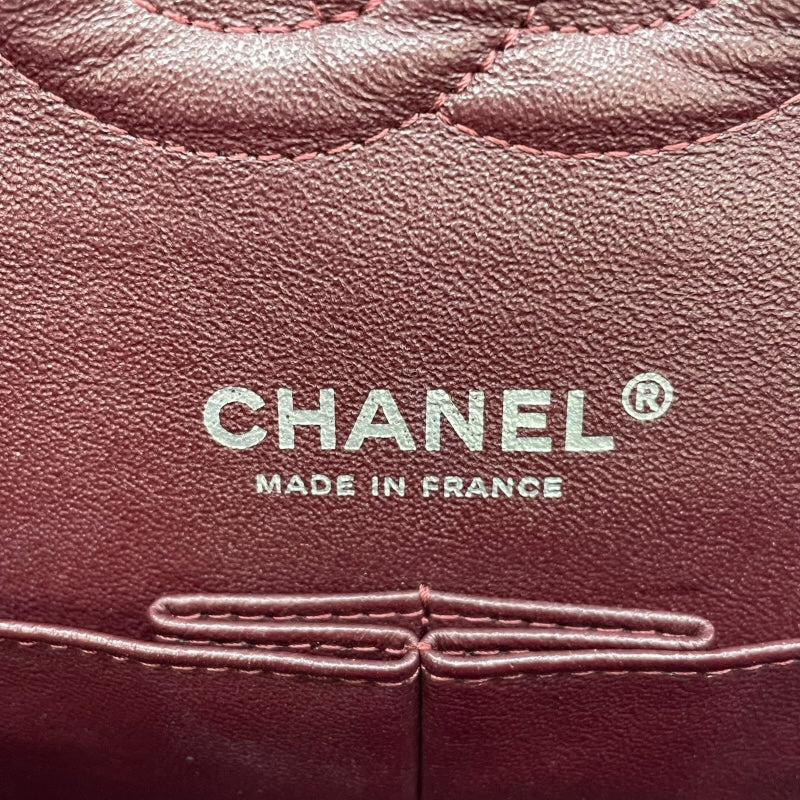 シャネル CHANEL マトラッセ25 A01112 21番台 ブラック SV金具 キャビア レディース ショルダーバッグ