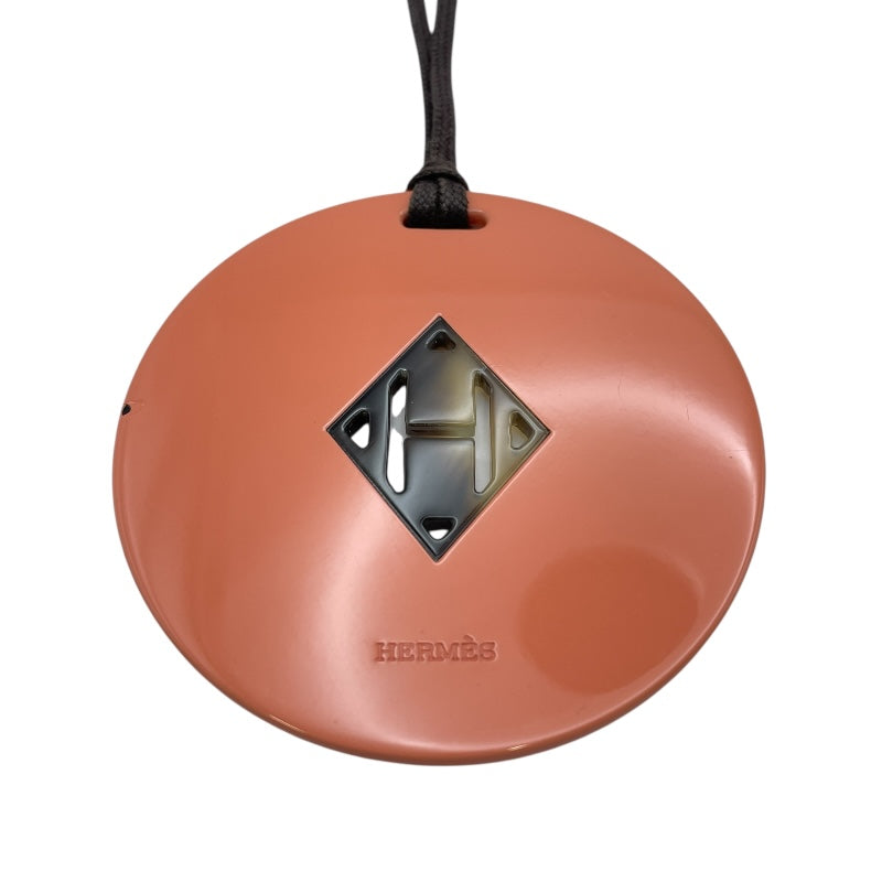 エルメス HERMES Hエキップペンダント ピンク バッファローン アクセサリー