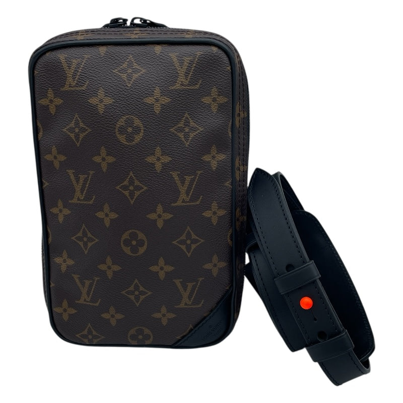 ルイ・ヴィトン LOUIS VUITTON ソーラーレイ ユティリティ サイドバッグ M44477 ブラウン モノグラム・マカサー メンズ ショルダーバッグ