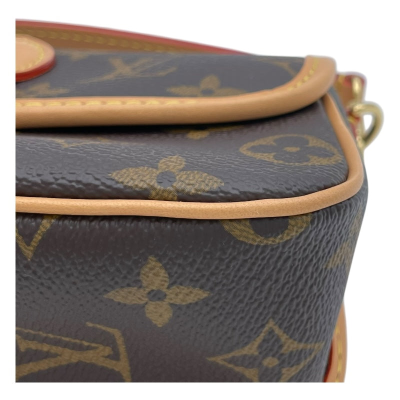 ルイ・ヴィトン LOUIS VUITTON ナノ・ディアヌ M83298 ブラウン