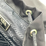 プラダ PRADA トライアングルロゴミニバッグバックチェーンショルダー ブラック シルバー金具 レザー×ナイロン レディース ショルダーバッグ