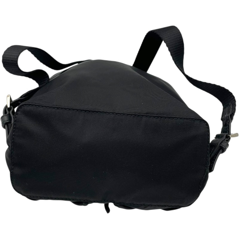 プラダ PRADA トライアングルロゴミニバッグバックチェーンショルダー ブラック シルバー金具 レザー×ナイロン レディース ショルダーバッグ