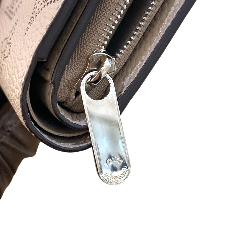 ルイ・ヴィトン LOUIS VUITTON ポルトフォイユ･クレア M80817 ベージュ/SV金具 カーフ マヒナ レディース 二つ折り財布