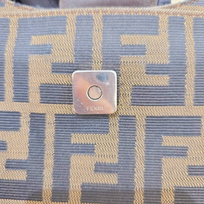 フェンディ FENDI ズッカ セミショルダーバッグ 26569 ブラウン ナイロンジャガード レディース ショルダーバッグ
