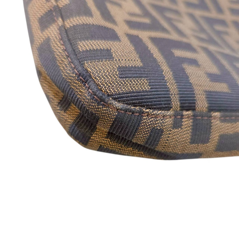 フェンディ FENDI ズッカ セミショルダーバッグ 26569 ブラウン ナイロンジャガード レディース ショルダーバッグ